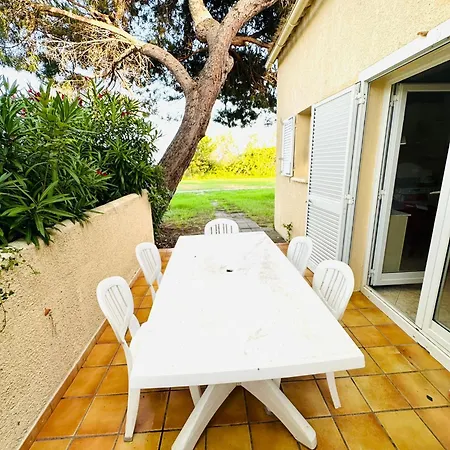 Dom wakacyjny T3 Village De Marina D'oru